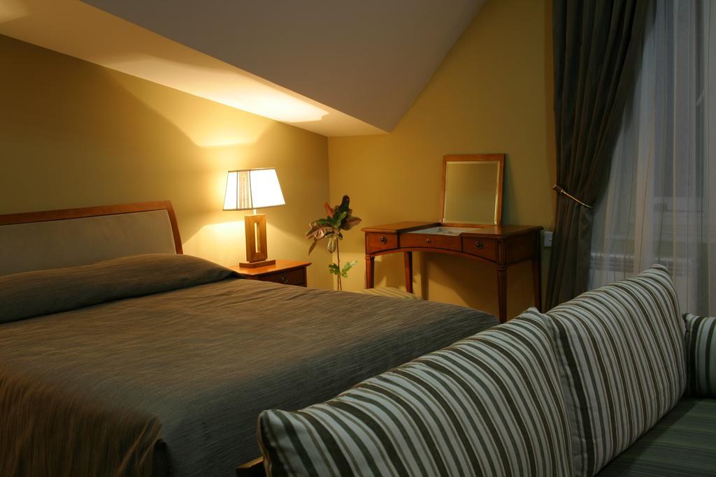 Light House Hotel Batumi Ngoại thất bức ảnh