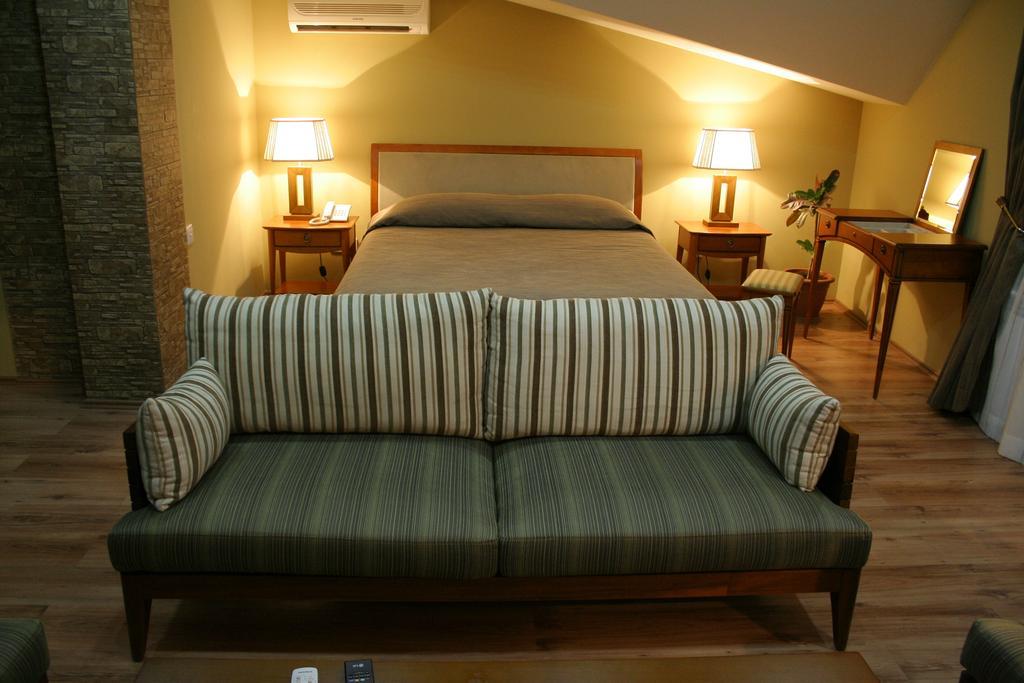 Light House Hotel Batumi Ngoại thất bức ảnh