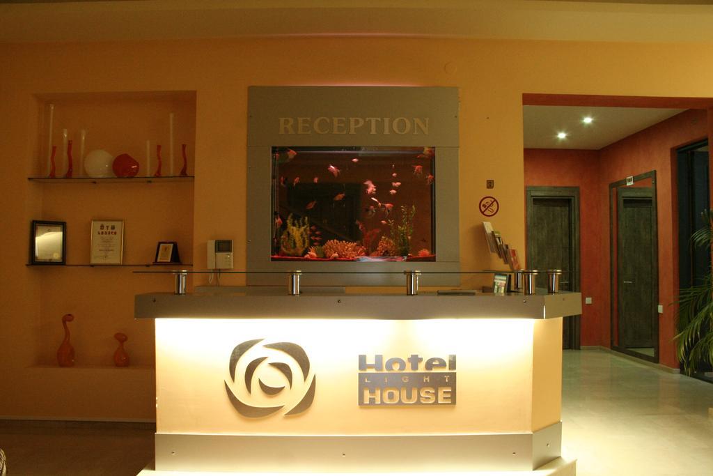 Light House Hotel Batumi Ngoại thất bức ảnh