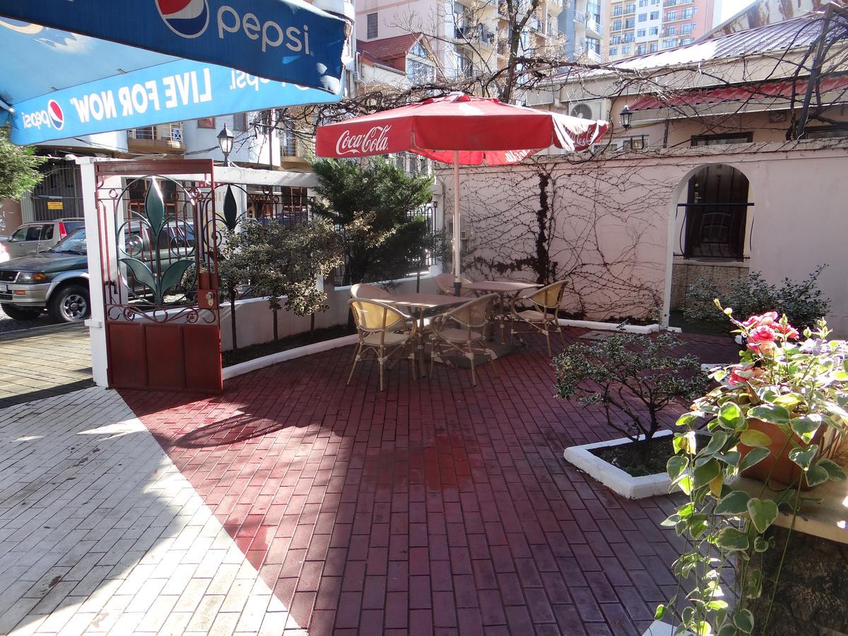 Light House Hotel Batumi Ngoại thất bức ảnh